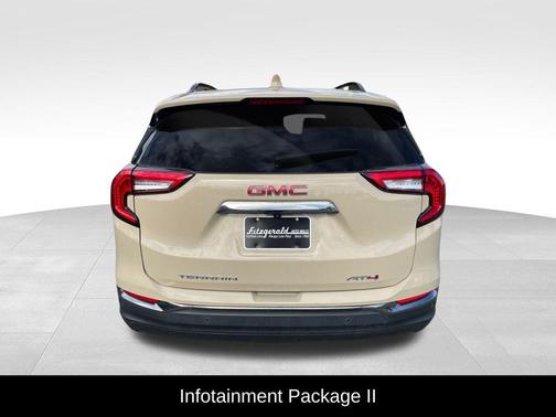 2022 GMC Terrain AWD AT4
