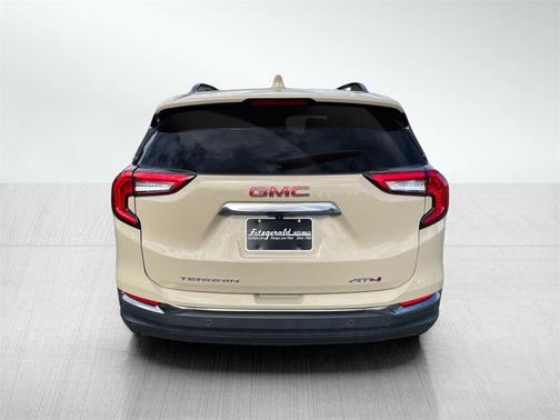 2022 GMC Terrain AWD AT4