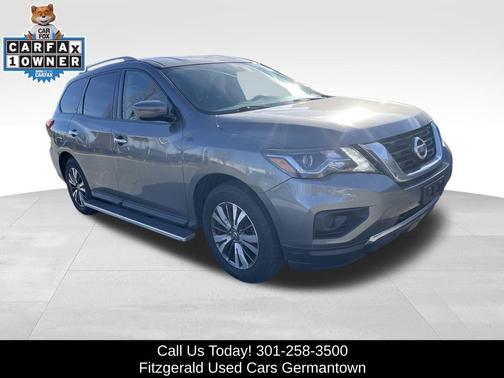 2019 Nissan Pathfinder S