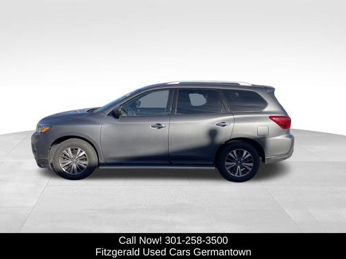 2019 Nissan Pathfinder S
