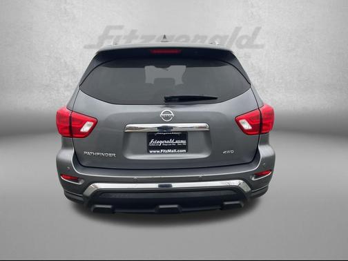 2019 Nissan Pathfinder S
