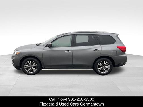 2019 Nissan Pathfinder S