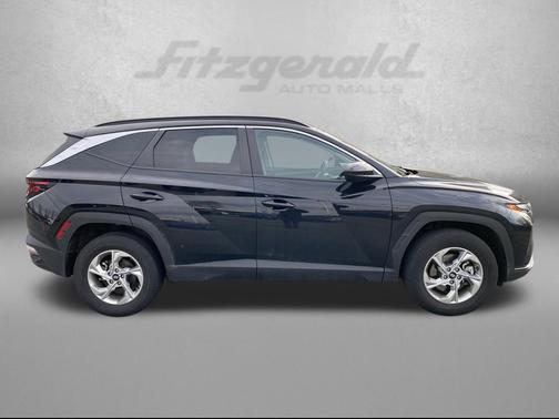 Black Pearl 2024 Hyundai TUCSON SEL