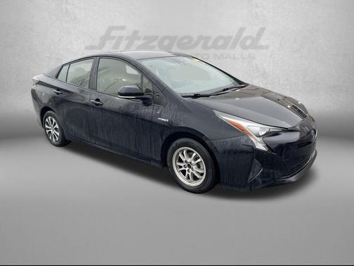 2017 Toyota Prius Two