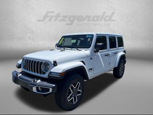 Bright White Clearcoat 2025 Jeep Wrangler 4-Door Sahara 4x4