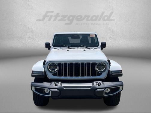 Bright White Clearcoat 2025 Jeep Wrangler 4-Door Sahara 4x4