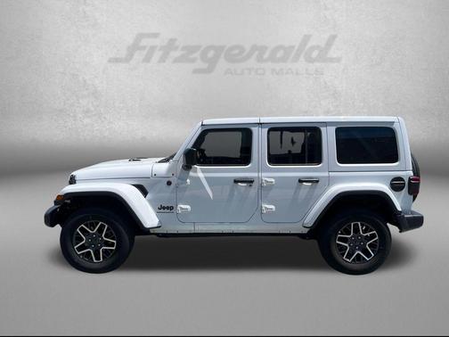 Bright White Clearcoat 2025 Jeep Wrangler 4-Door Sahara 4x4