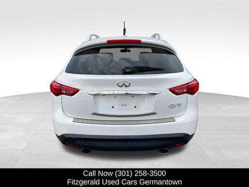 2015 INFINITI QX70 Base