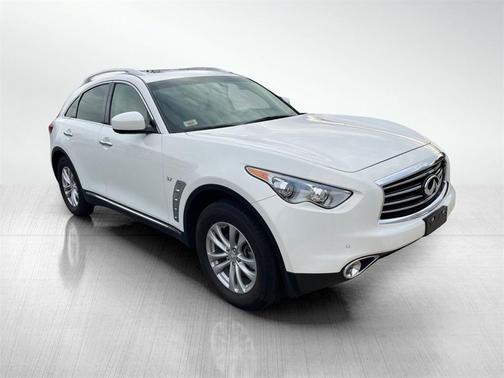 2015 INFINITI QX70 Base
