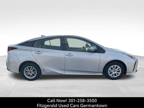 2019 Toyota Prius L