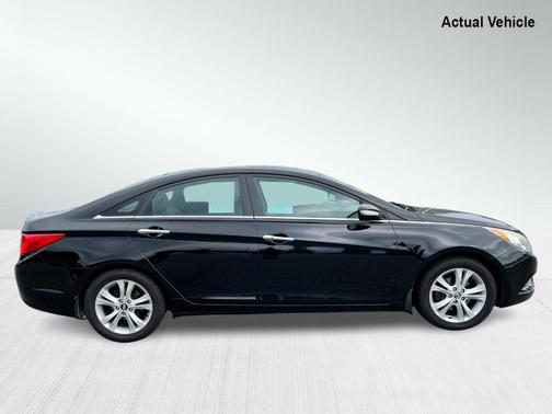 Photo 3 of 42 of 2013 Hyundai Sonata Limited