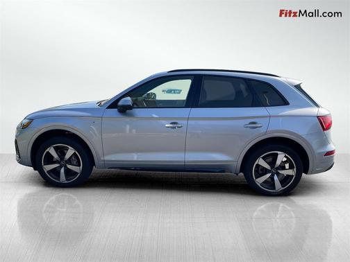 2022 Audi Q5 45 S line Premium Plus