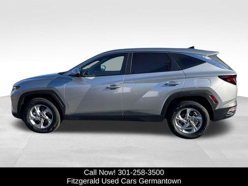 2024 Hyundai TUCSON SE