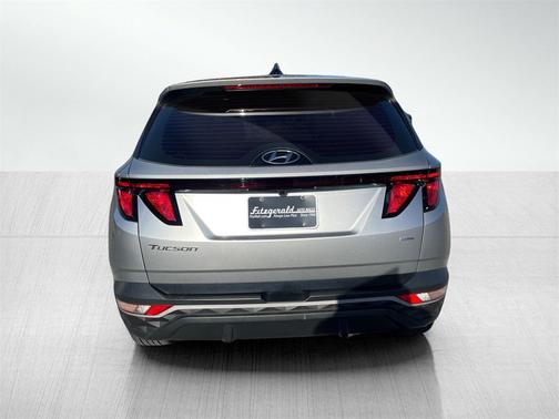 2024 Hyundai TUCSON SE