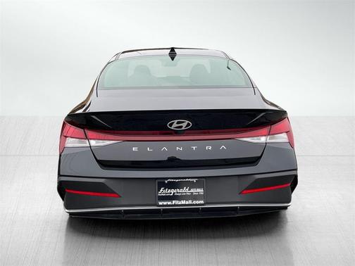 2025 Hyundai ELANTRA Sport