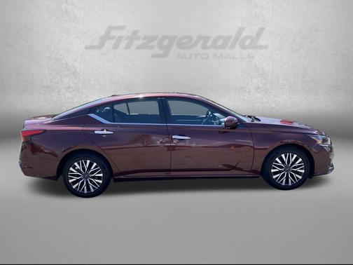 Garnet Pearl Metallic 2023 Nissan Altima 2.5 SV