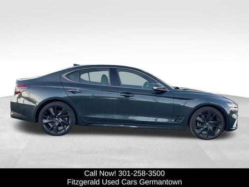 2023 Genesis G70 2.0T RWD