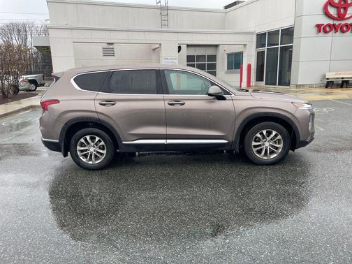 2019 Hyundai SANTA FE SEL 2.4