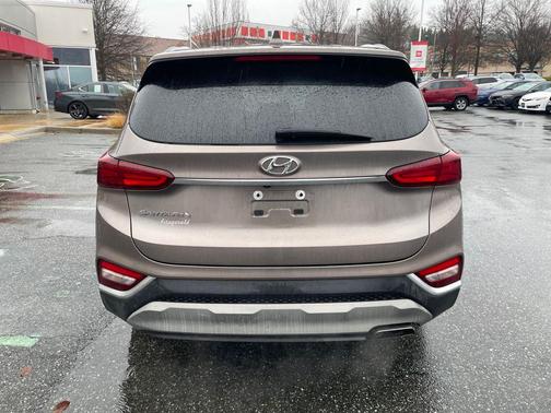2019 Hyundai SANTA FE SEL 2.4