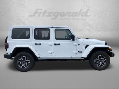 2025 Jeep Wrangler 4-Door Sahara 4x4