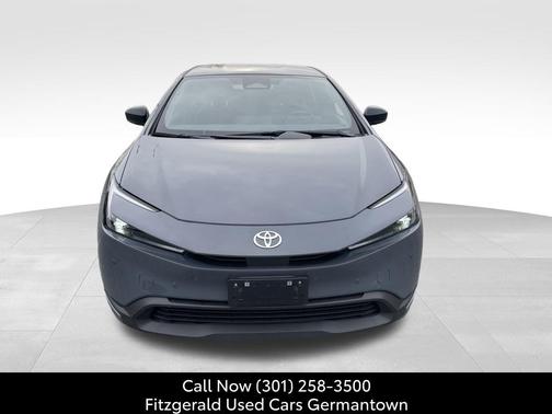 2025 Toyota Prius LE