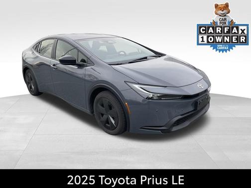 2025 Toyota Prius LE