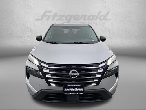 Brilliant Silver Metallic 2024 Nissan Rogue S