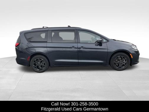 2021 Chrysler Pacifica Hybrid Touring L