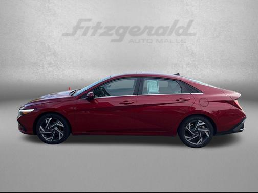 Ultimate Red 2025 Hyundai ELANTRA SEL