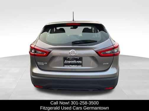 2022 Nissan Rogue Sport S