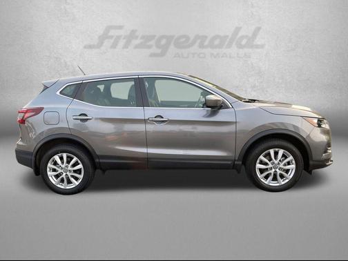 2022 Nissan Rogue Sport S