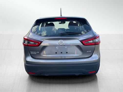 2022 Nissan Rogue Sport S