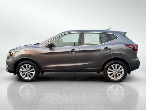 2022 Nissan Rogue Sport S