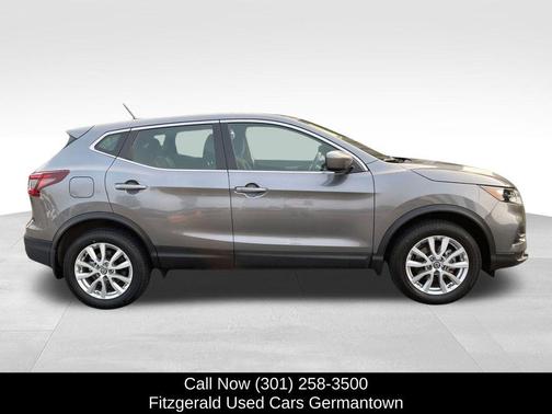 2022 Nissan Rogue Sport S