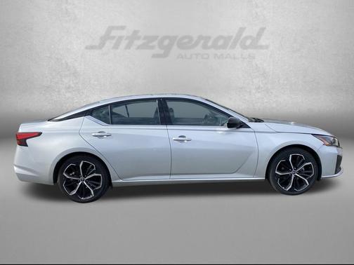 2024 Nissan Altima SR FWD