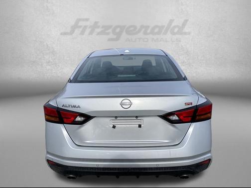 2024 Nissan Altima SR FWD