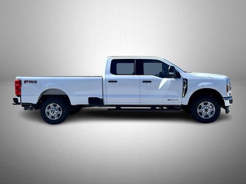 2025 Ford F-350 XLT