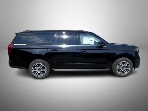 2025 Ford Expedition Max Active 4x4