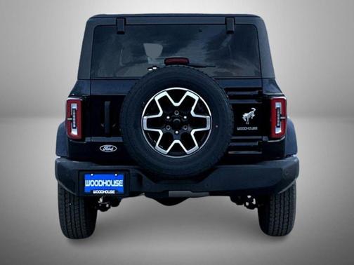 Shadow Black 2026 Ford Bronco Outer Banks