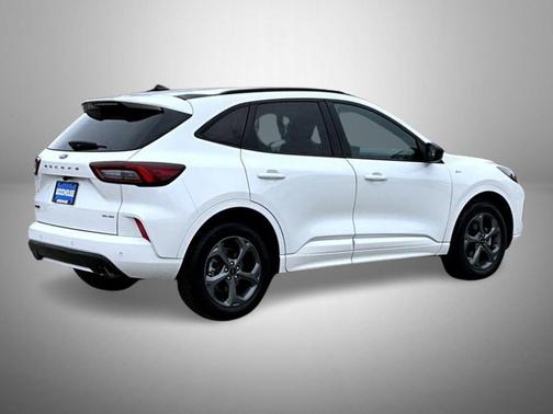 Star White Metallic Tri-Coat 2023 Ford Escape ST-Line