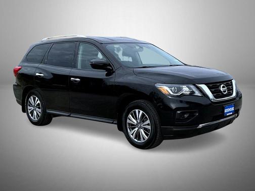 Magnetic Black Pearl 2020 Nissan Pathfinder S 4WD