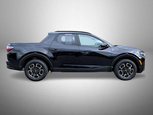 Phantom Black 2024 Hyundai SANTA CRUZ SEL