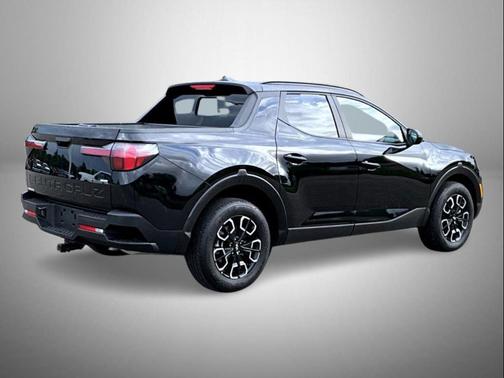 Phantom Black 2024 Hyundai SANTA CRUZ SEL