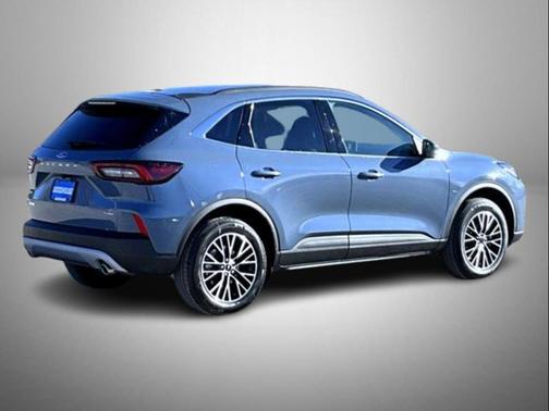 2026 Ford Escape PHEV SE