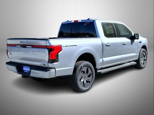 2025 Ford F-150 Lightning LARIAT