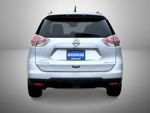 Brilliant Silver 2015 Nissan Rogue SV