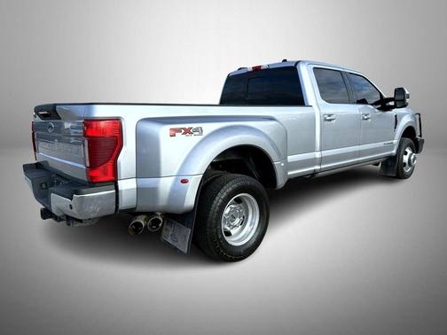 2022 Ford F-350 Lariat