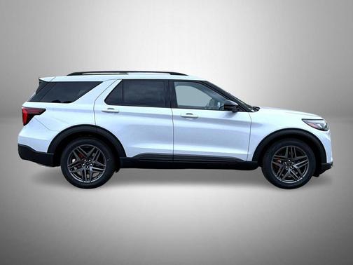 Space White Metallic 2026 Ford Explorer ST
