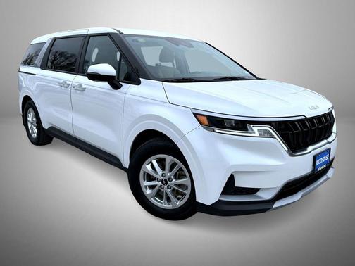 2022 Kia Carnival LXS