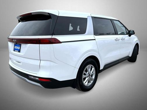 2022 Kia Carnival LXS